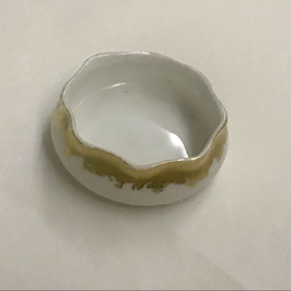 Limoges Miniature Serving Dish made in France 24k Gold Trim Design Hand Painted - Picture 6 of 16